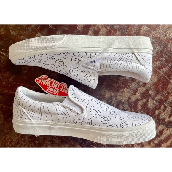 Vans classic slip on. - Picture 4 of 8